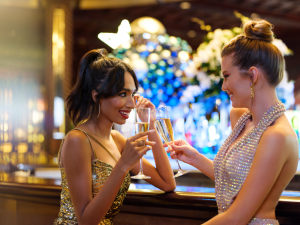 Iconic Festive Season 6